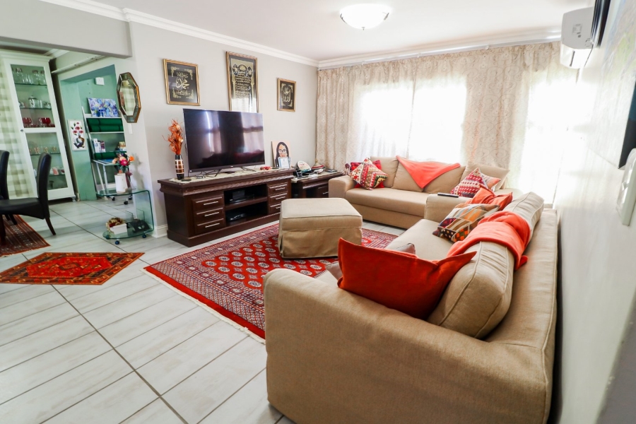 4 Bedroom Property for Sale in Heuwelsig Free State